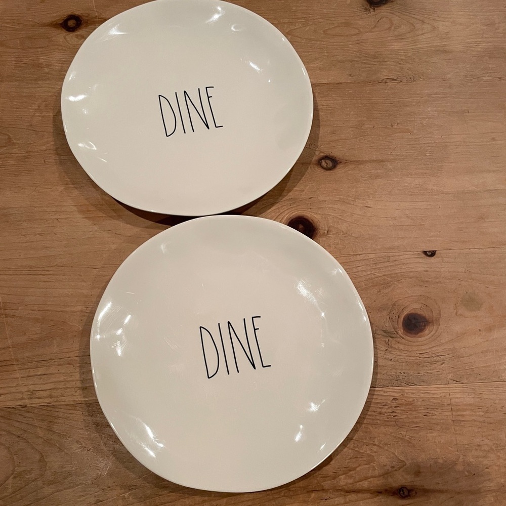 Rae Dunn Black White “Dine” wavy plates set of 2 10” Classic Sustainable